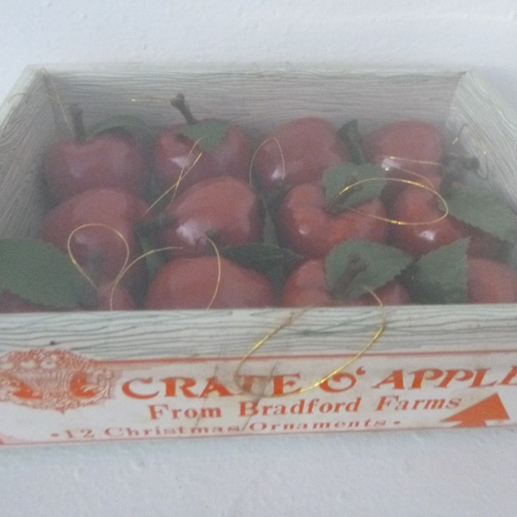 Glossy Red Apple Little Ornaments 12 In Original Box w/BONUS Glitter Apple - Picture 6 of 6